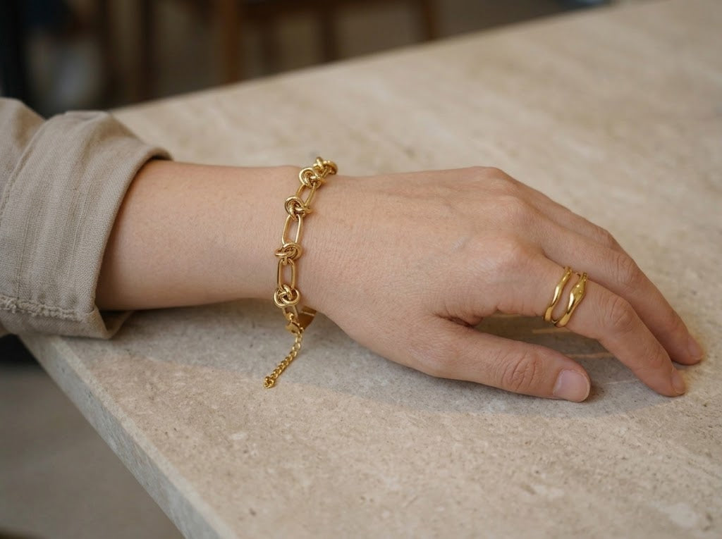 Poppy Knot Bracelet