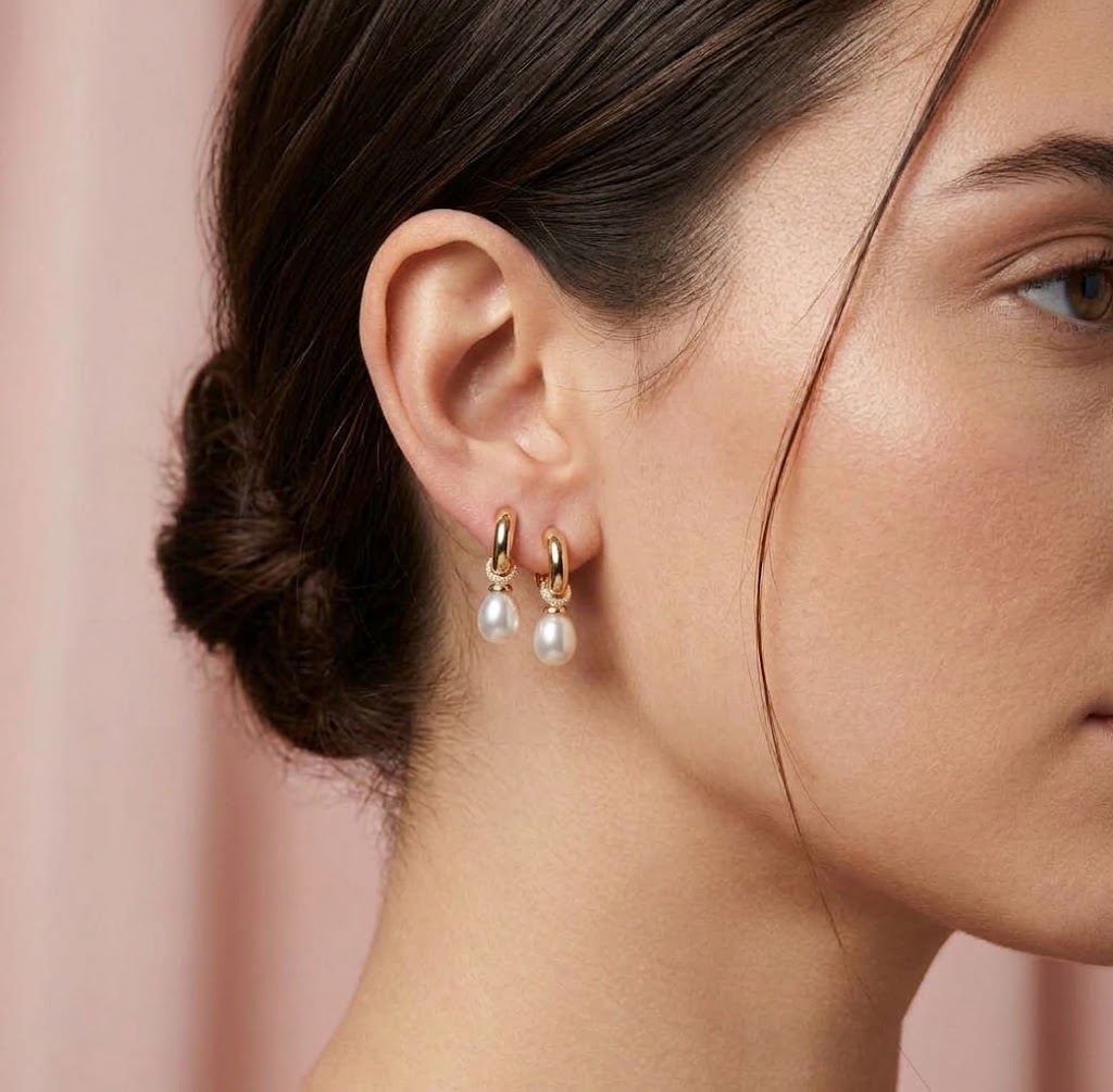 Holly Pearl Drop Earrings