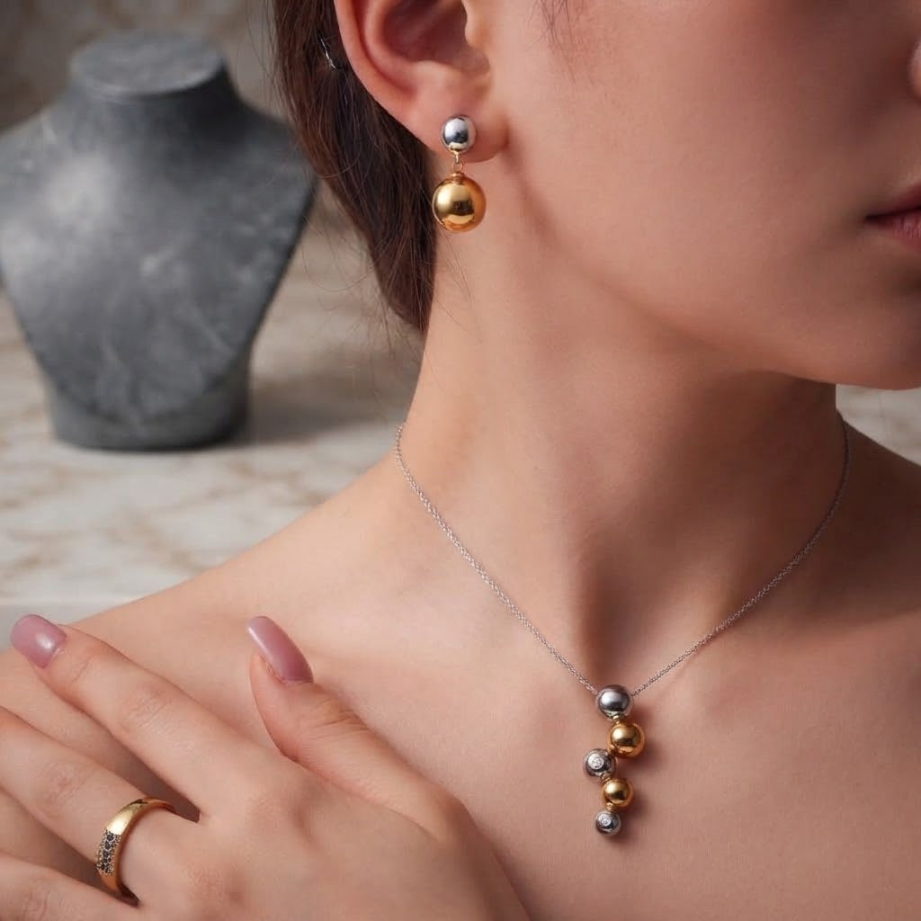 Maren Sphere Necklace