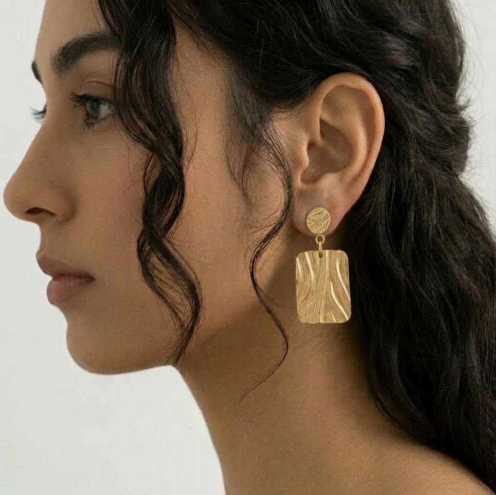 Noor Textured Drop Earrings