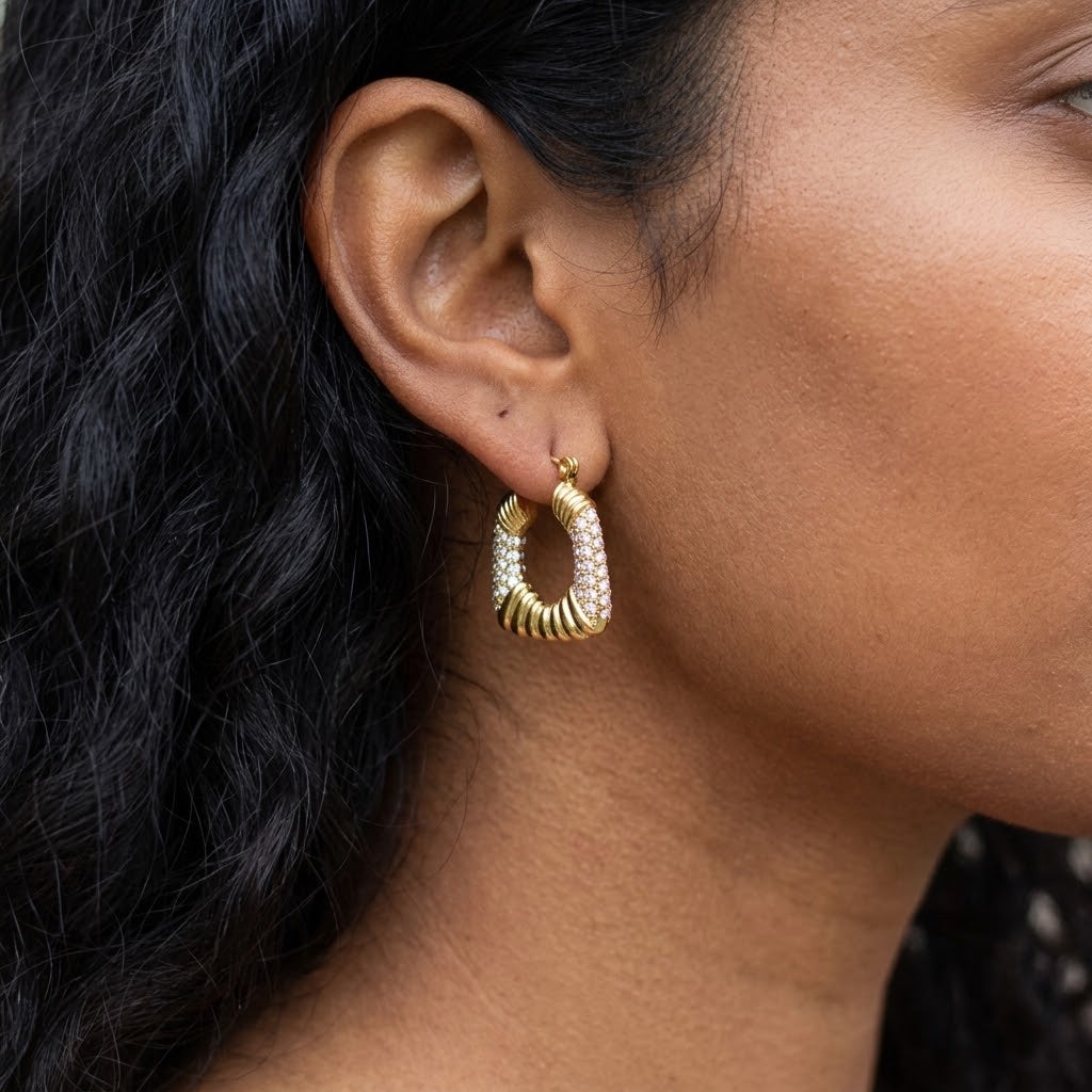 Mary Hollow Hoop Earrings