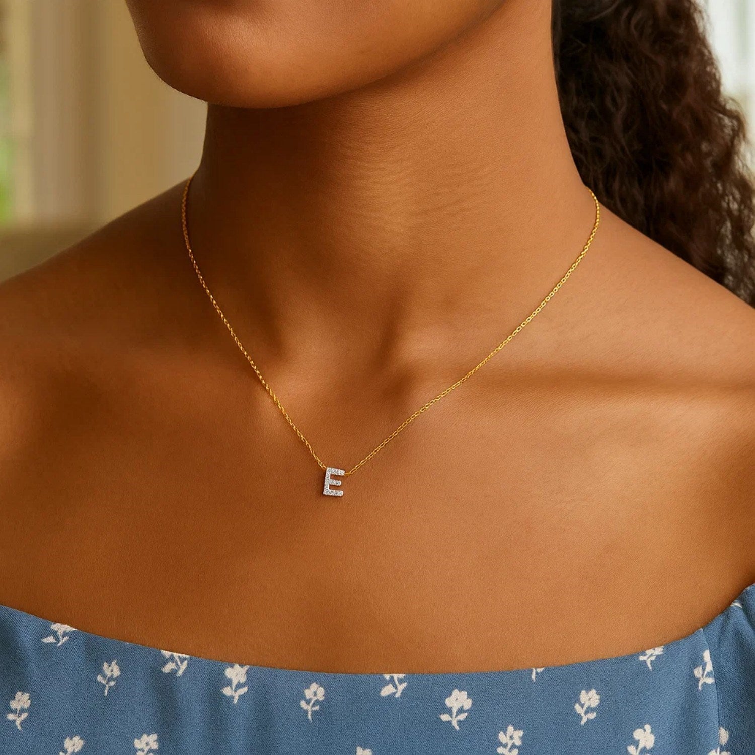 14K Yellow Gold Mini Diamond E Initial Pendant Necklace for Women | Yene store