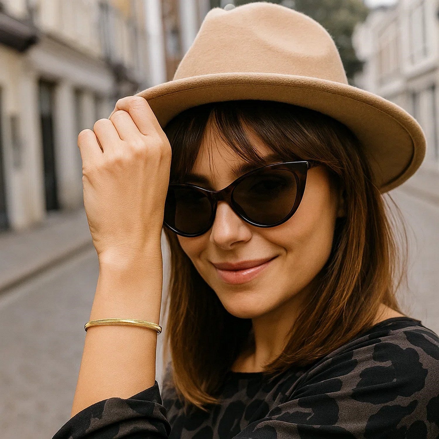 14K Yellow Gold Medium Stretch Mesh Bracelet (5.40 mm)