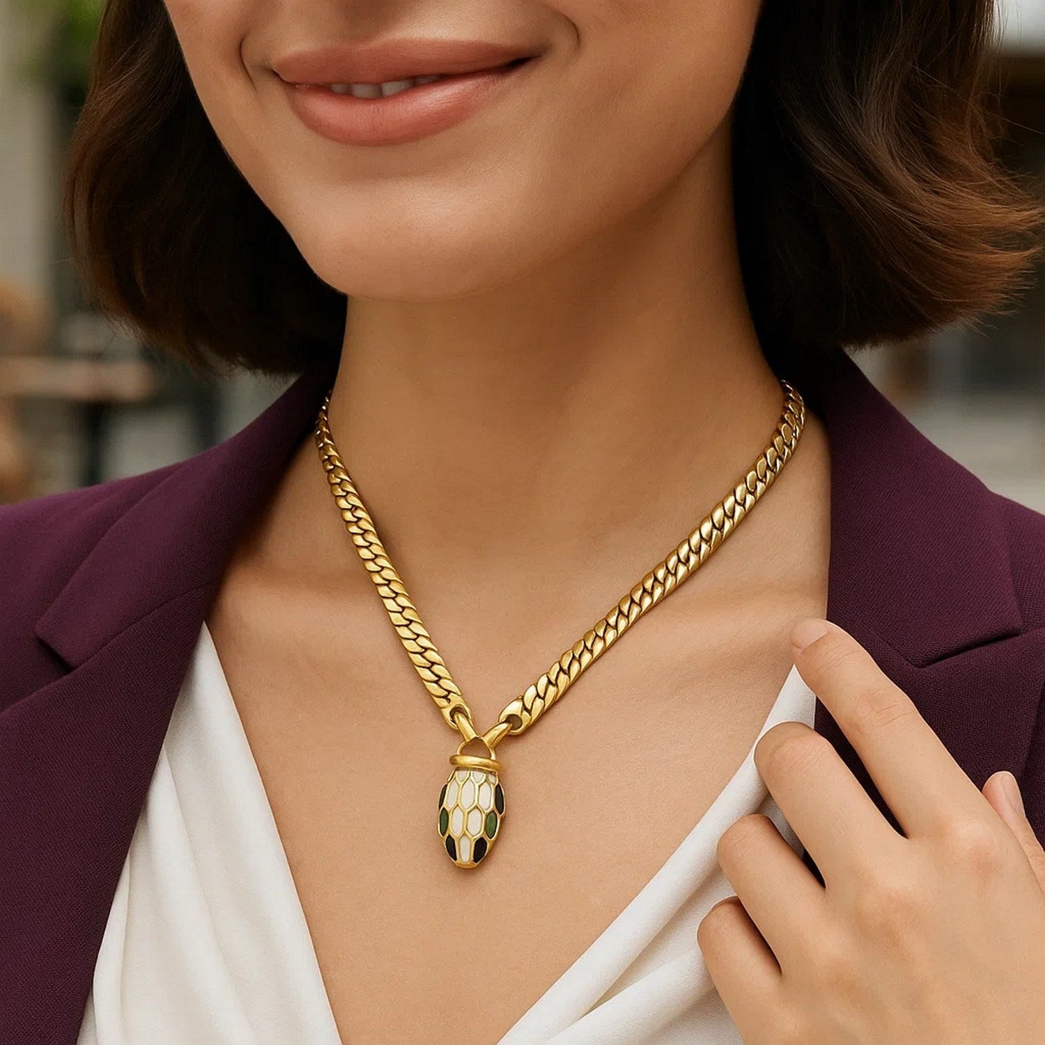Le Serpent Curb Link Necklace in 14K Yellow Gold for Women | Yene Store 