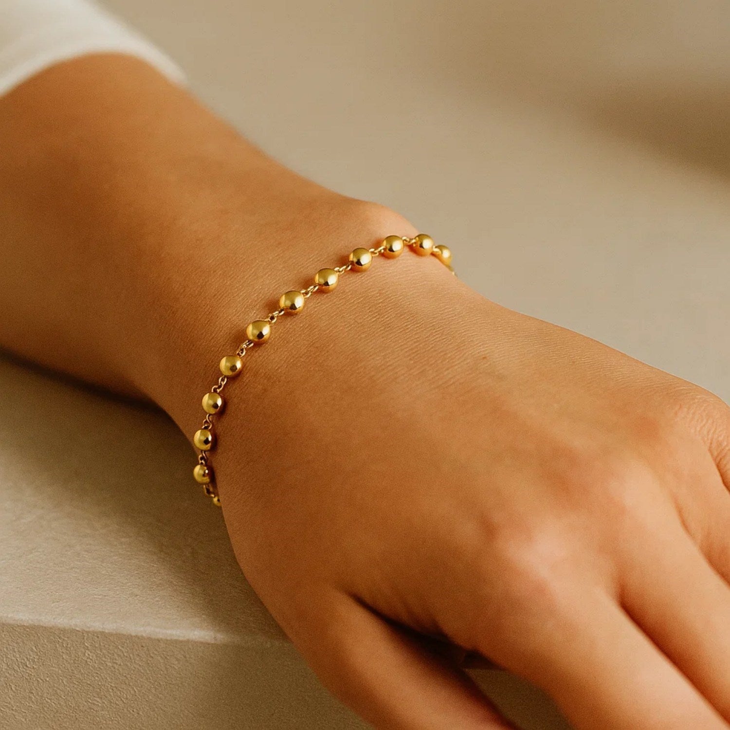 14K Yellow Gold Polished Pebble Bead Bracelet (6.00 mm) for Women | Yene Store 