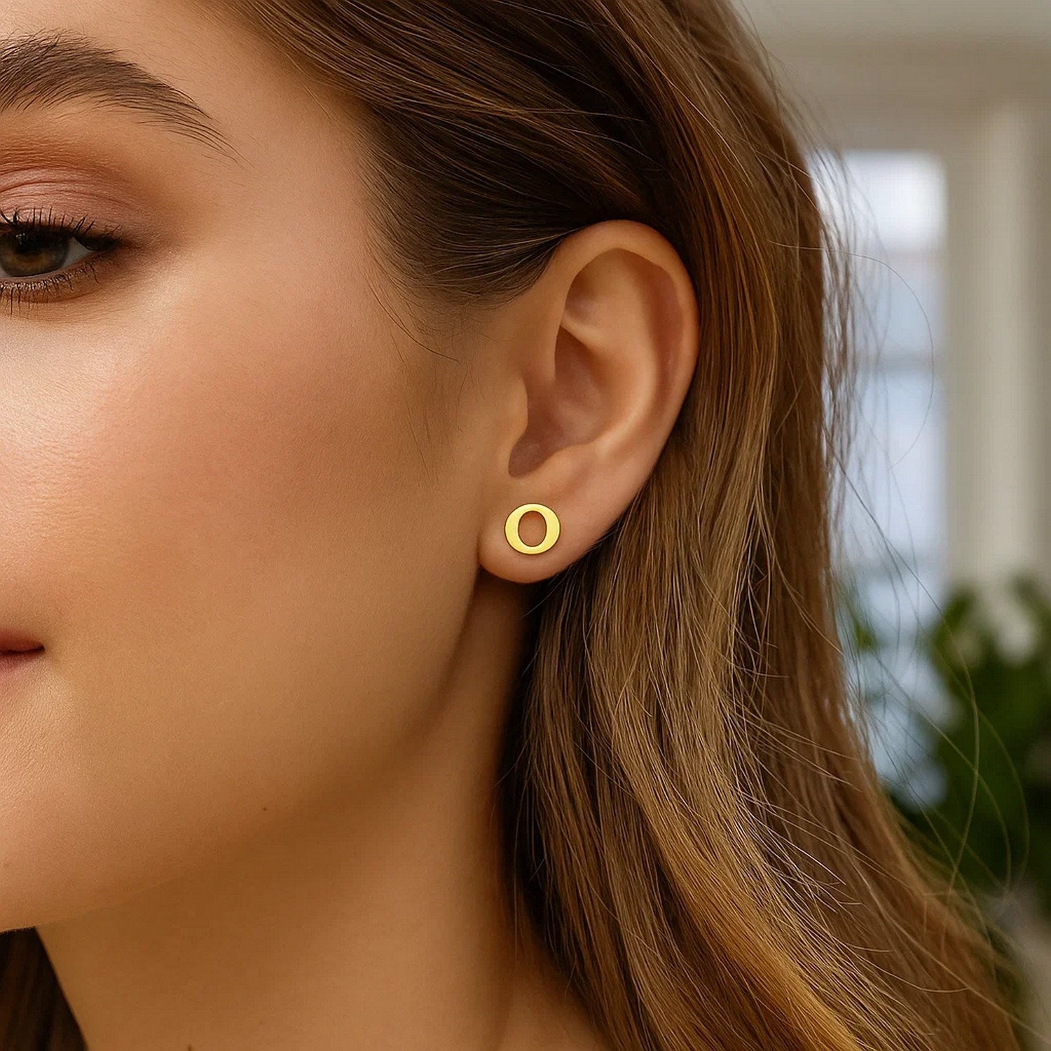 14K Yellow Gold Yours Truly Initial O Stud Earrings for Women | Yene Store