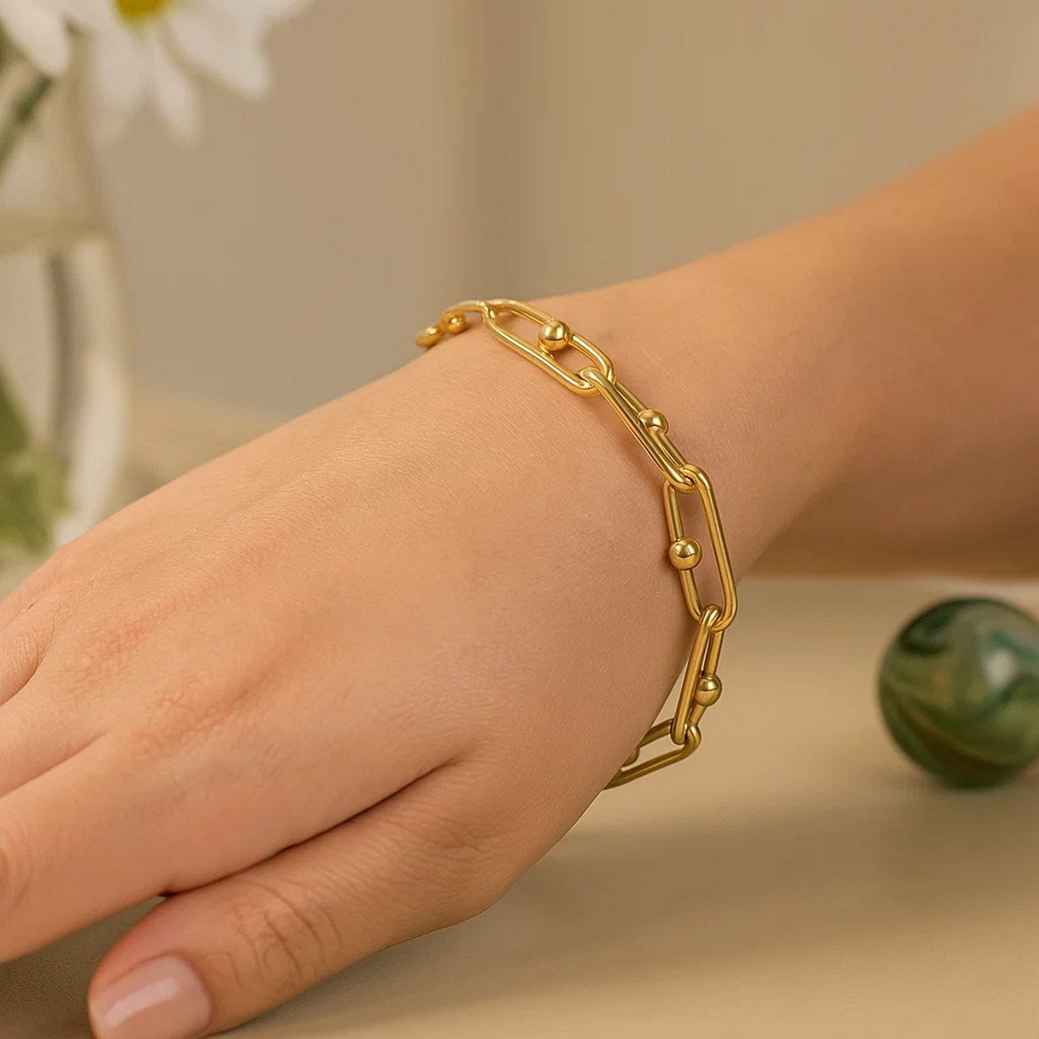 14k Yellow Gold 7 3/4 inch Beaded Oval Chain Bracelet (7.20 mm) for Women | Yene Store 