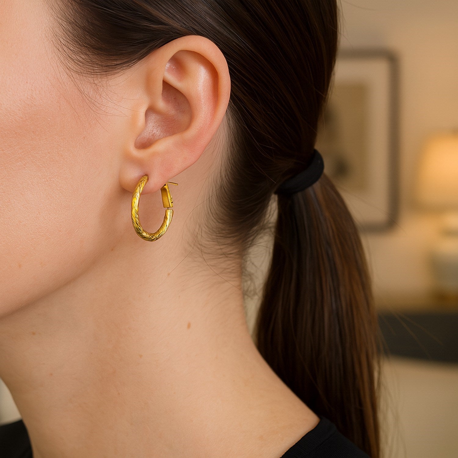 14k Yellow Gold Petite Twisted Round Hoop Earrings (3x20mm) for Women | Yene Store 
