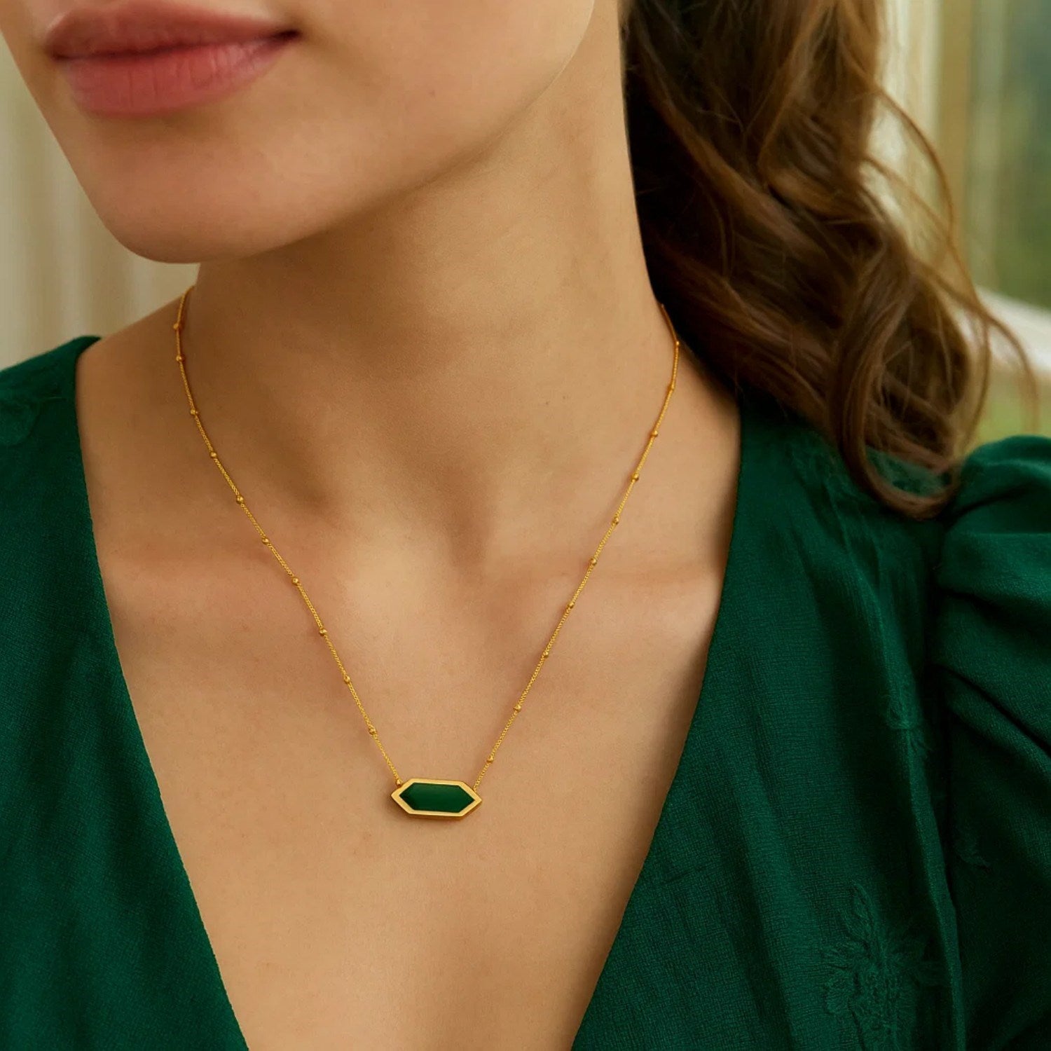 14K Yellow Gold Hexagon Malachite Pendant Necklace for Women | Yene Store 