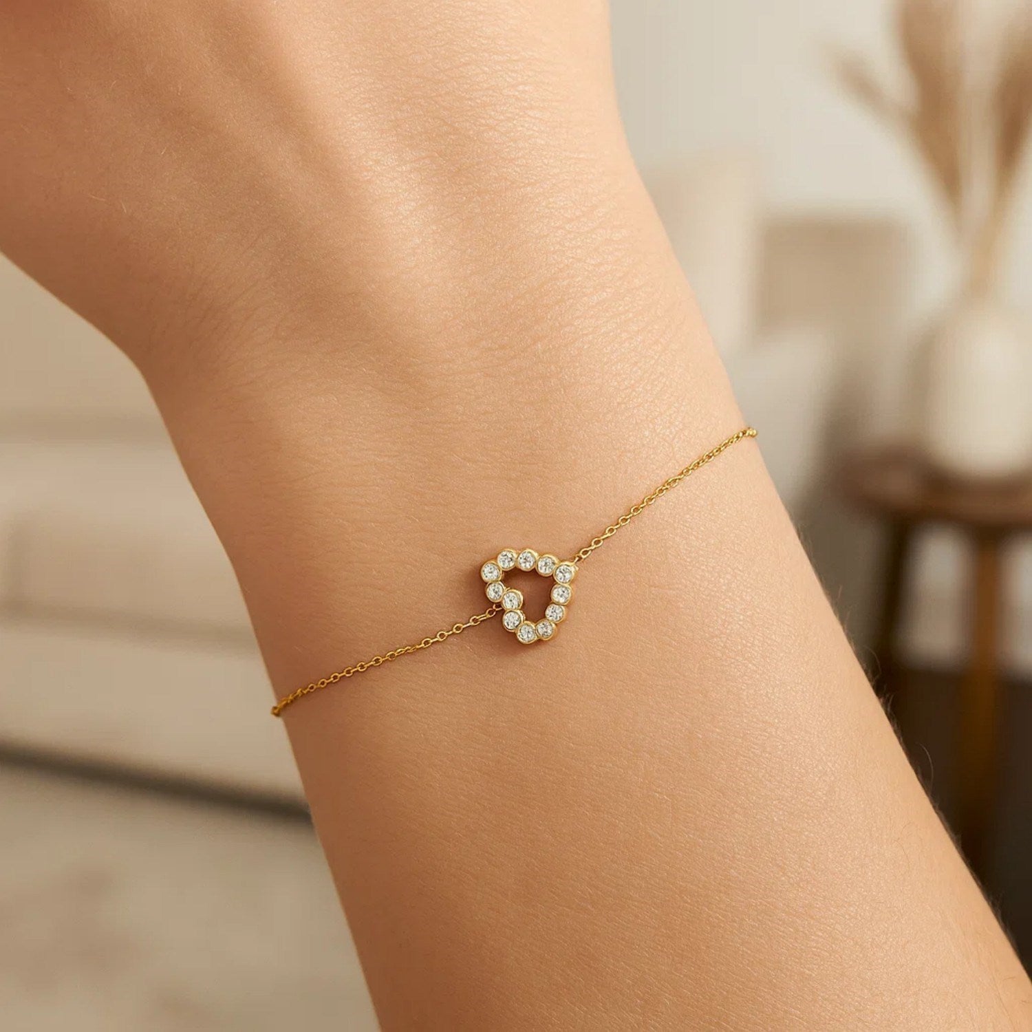 Elegant 14k Yellow Gold Petite Diamond Heart Bracelet for Women | Yene store 