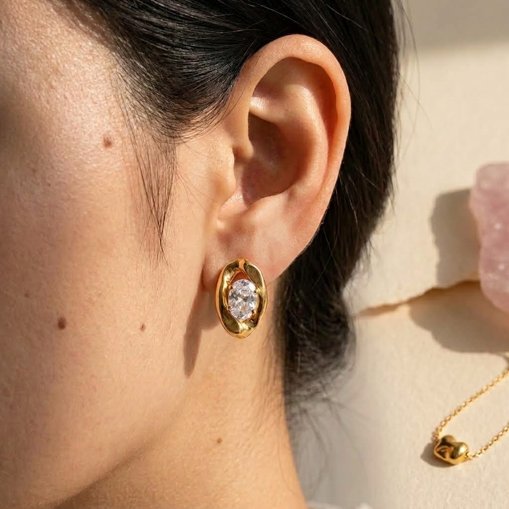 Wren Sculpted Stud Earrings